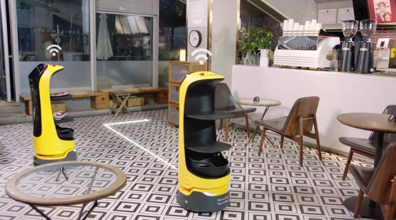 Planification et dialogue entre robots Pudu